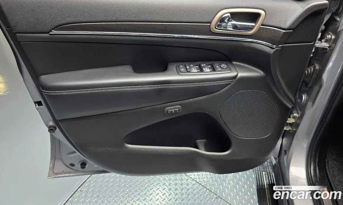 Jeep Cherokee 2017 3.6 автомат (гидро), фото 14 Jeep Cherokee 2017 3.6 автомат (гидро), фото 14