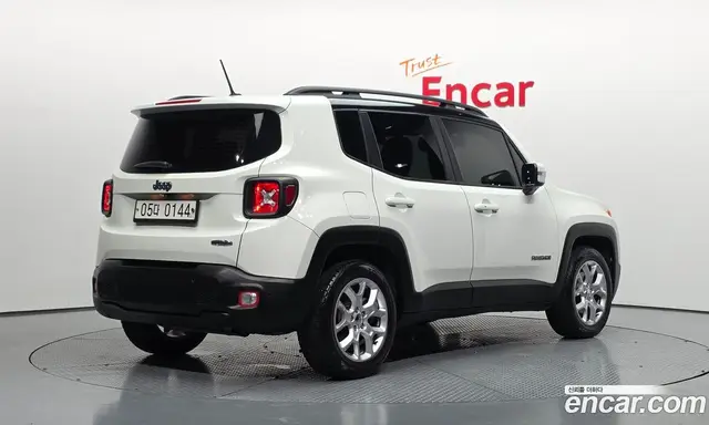 Jeep Renegade 2016 2.4 автомат (гидро), миниатюра 2 Jeep Renegade 2016 2.4 автомат (гидро), миниатюра 2