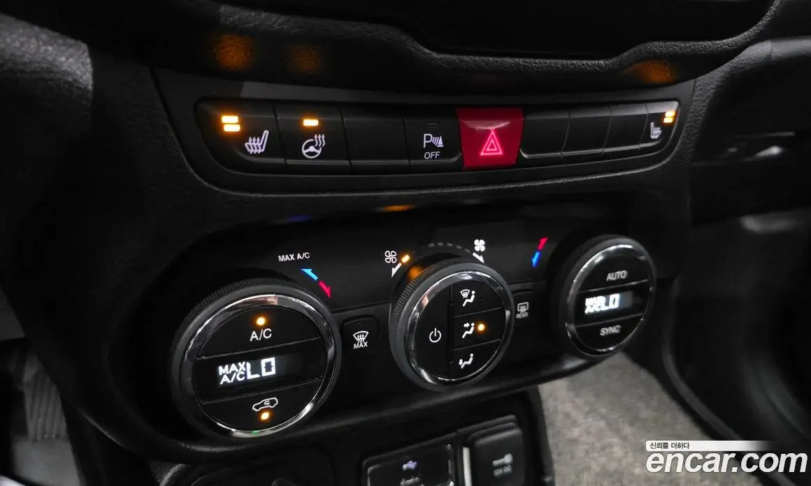 Jeep Renegade 2016 2.4 автомат (гидро), фото 17 Jeep Renegade 2016 2.4 автомат (гидро), фото 17