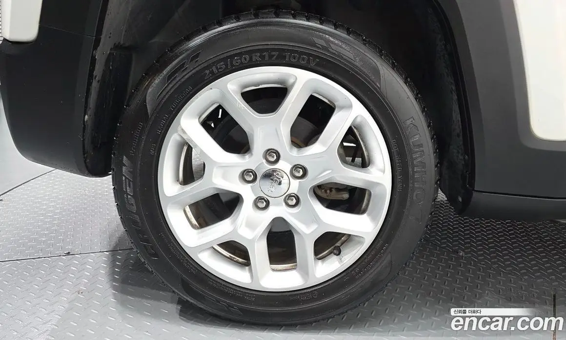 Jeep Renegade 2016 2.4 автомат (гидро), фото 5 Jeep Renegade 2016 2.4 автомат (гидро), фото 5