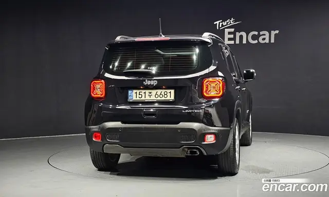 Jeep Renegade 2021 2.4 автомат (гидро), миниатюра 3 Jeep Renegade 2021 2.4 автомат (гидро), миниатюра 3