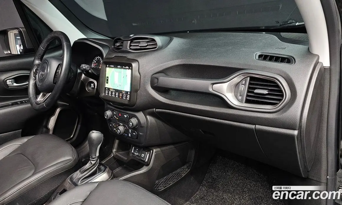 Jeep Renegade 2021 2.4 автомат (гидро), фото 26 Jeep Renegade 2021 2.4 автомат (гидро), фото 26