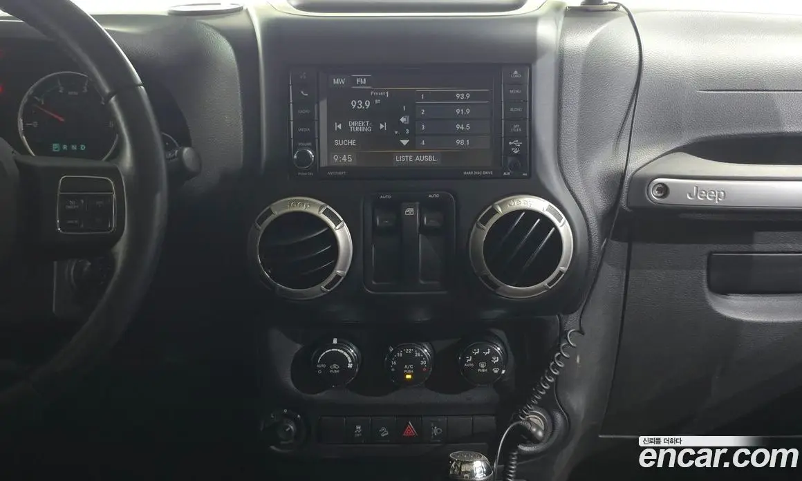 Jeep Wrangler 2013 2.8 автомат (гидро), фото 12 Jeep Wrangler 2013 2.8 автомат (гидро), фото 12