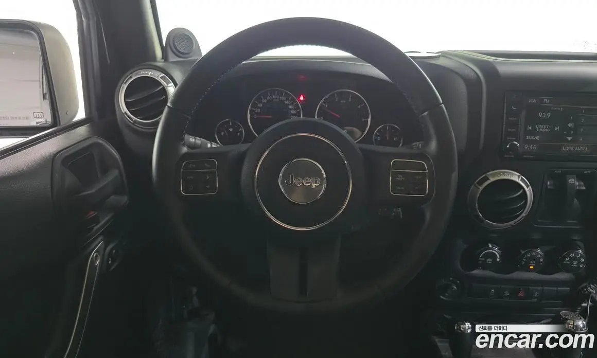 Jeep Wrangler 2013 2.8 автомат (гидро), фото 13 Jeep Wrangler 2013 2.8 автомат (гидро), фото 13