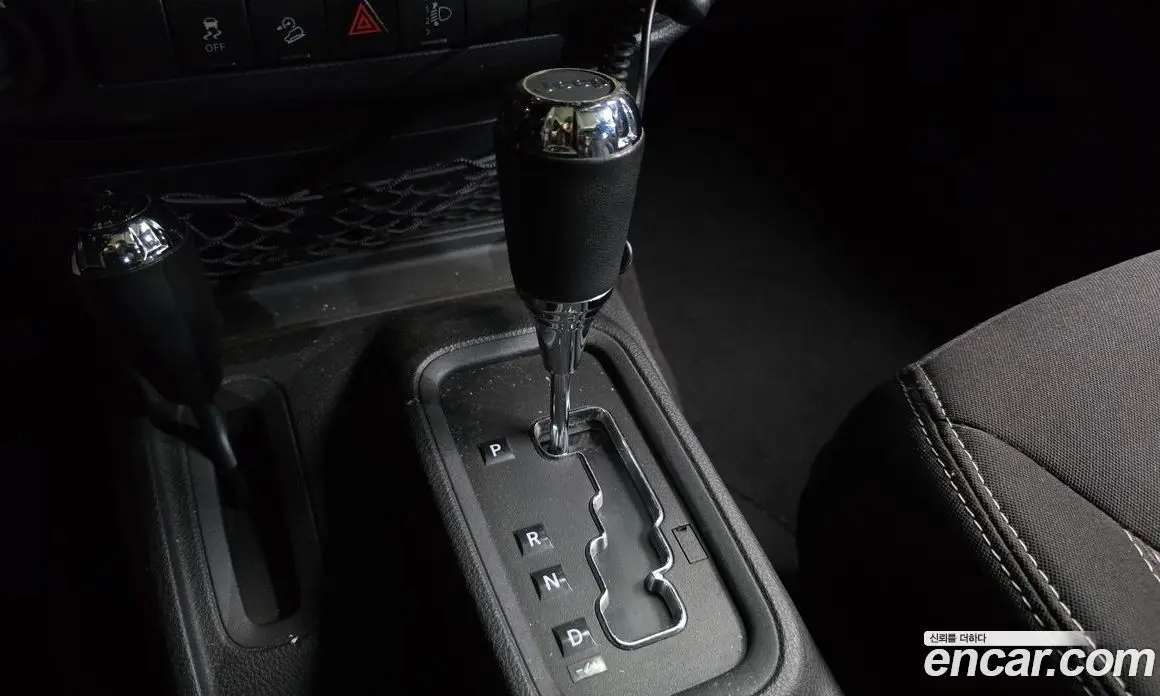 Jeep Wrangler 2013 2.8 автомат (гидро), фото 9 Jeep Wrangler 2013 2.8 автомат (гидро), фото 9