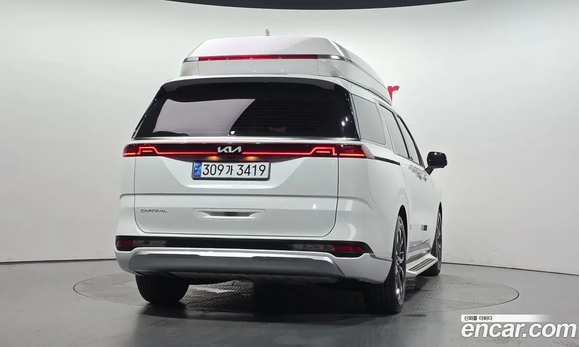 Kia Carnival 2023 2.2 автомат (гидро), фото 4
