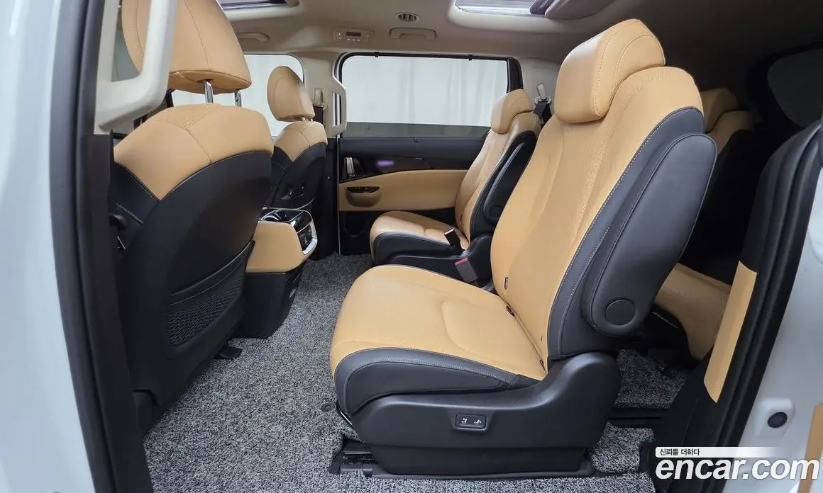 Kia Carnival 2023 3.5 автомат (гидро), фото 17 Kia Carnival 2023 3.5 автомат (гидро), фото 17