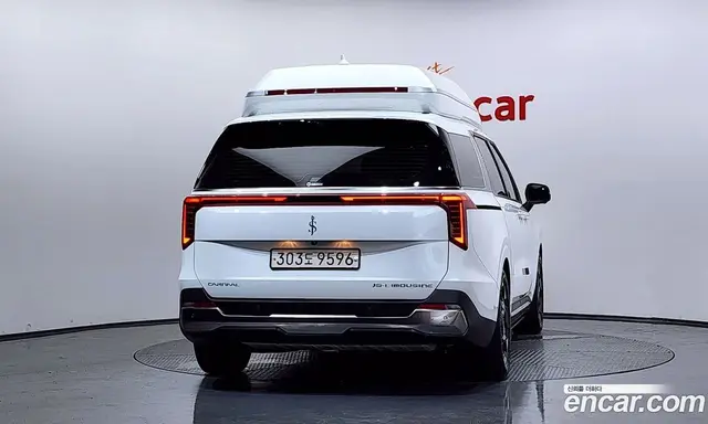 Kia Carnival 2024 2.2 автомат (гидро), миниатюра 4 Kia Carnival 2024 2.2 автомат (гидро), миниатюра 4