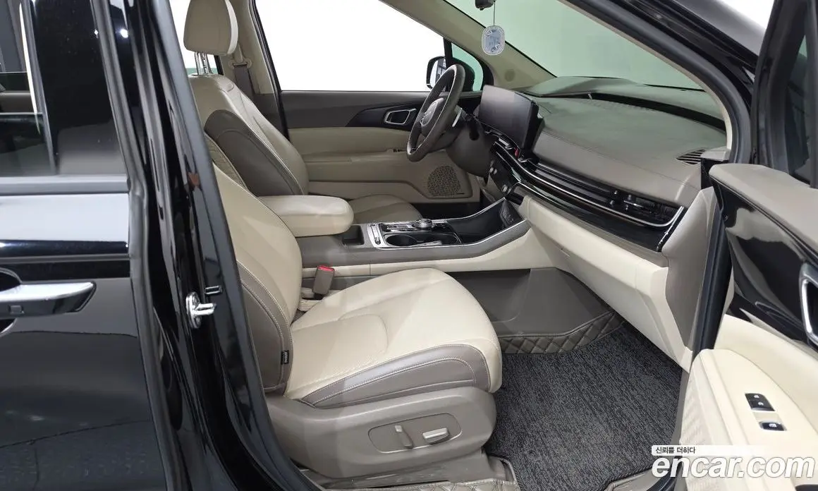 Kia Carnival 2024 3.5 автомат (гидро), фото 16 Kia Carnival 2024 3.5 автомат (гидро), фото 16