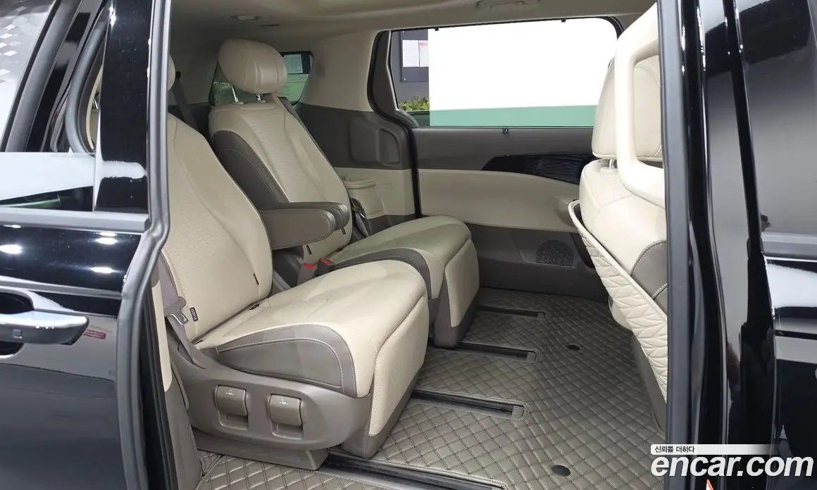 Kia Carnival 2024 3.5 автомат (гидро), фото 17 Kia Carnival 2024 3.5 автомат (гидро), фото 17