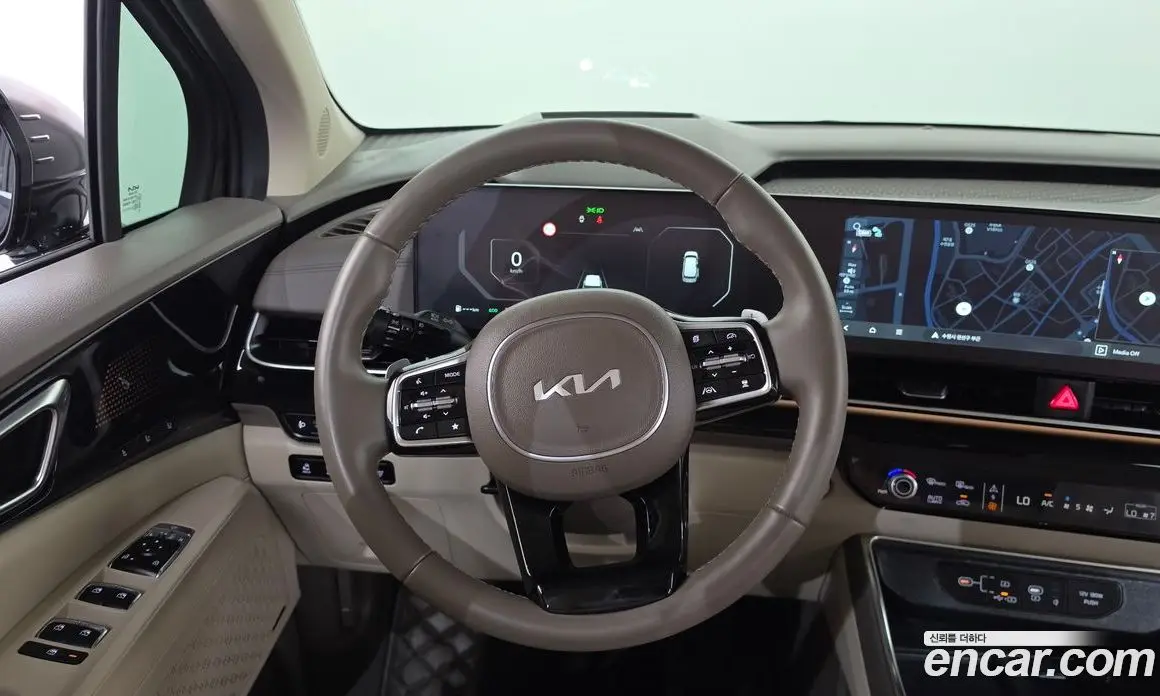 Kia Carnival 2024 3.5 автомат (гидро), фото 18 Kia Carnival 2024 3.5 автомат (гидро), фото 18