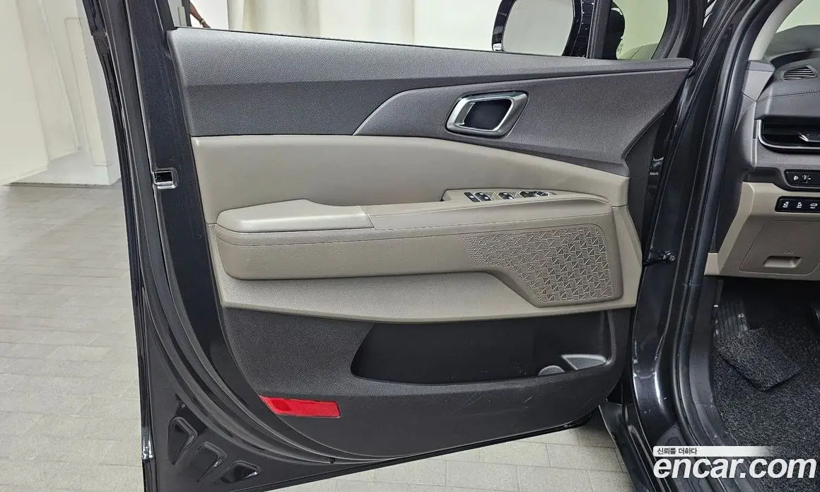 Kia Carnival 2025 3.5 автомат (гидро), фото 13 Kia Carnival 2025 3.5 автомат (гидро), фото 13