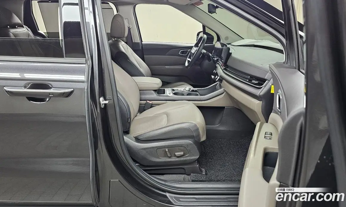 Kia Carnival 2025 3.5 автомат (гидро), фото 15 Kia Carnival 2025 3.5 автомат (гидро), фото 15