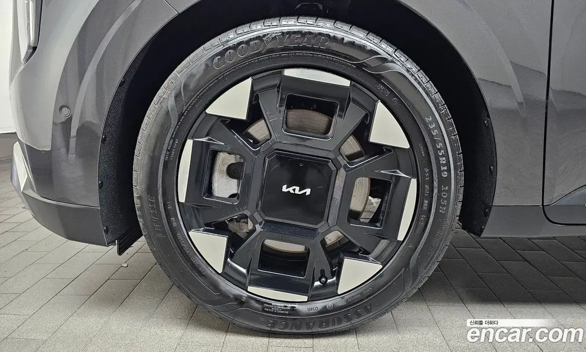 Kia Carnival 2025 3.5 автомат (гидро), фото 4 Kia Carnival 2025 3.5 автомат (гидро), фото 4