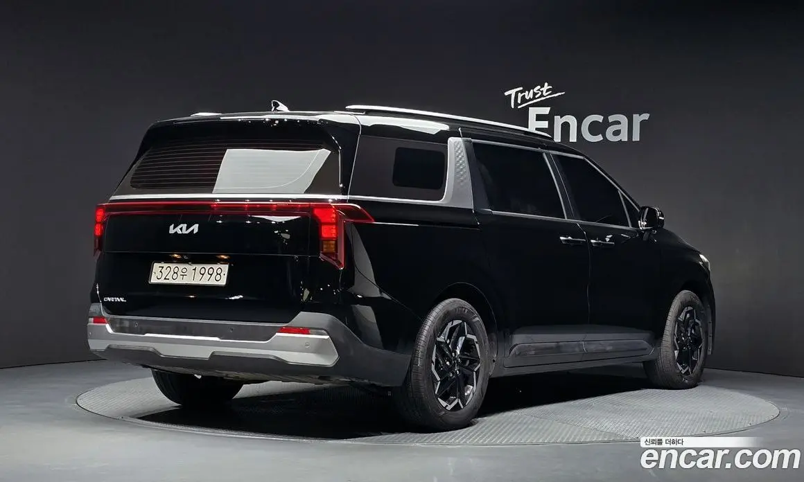 Kia Carnival 2025 2.2 автомат (гидро), фото 2 Kia Carnival 2025 2.2 автомат (гидро), фото 2