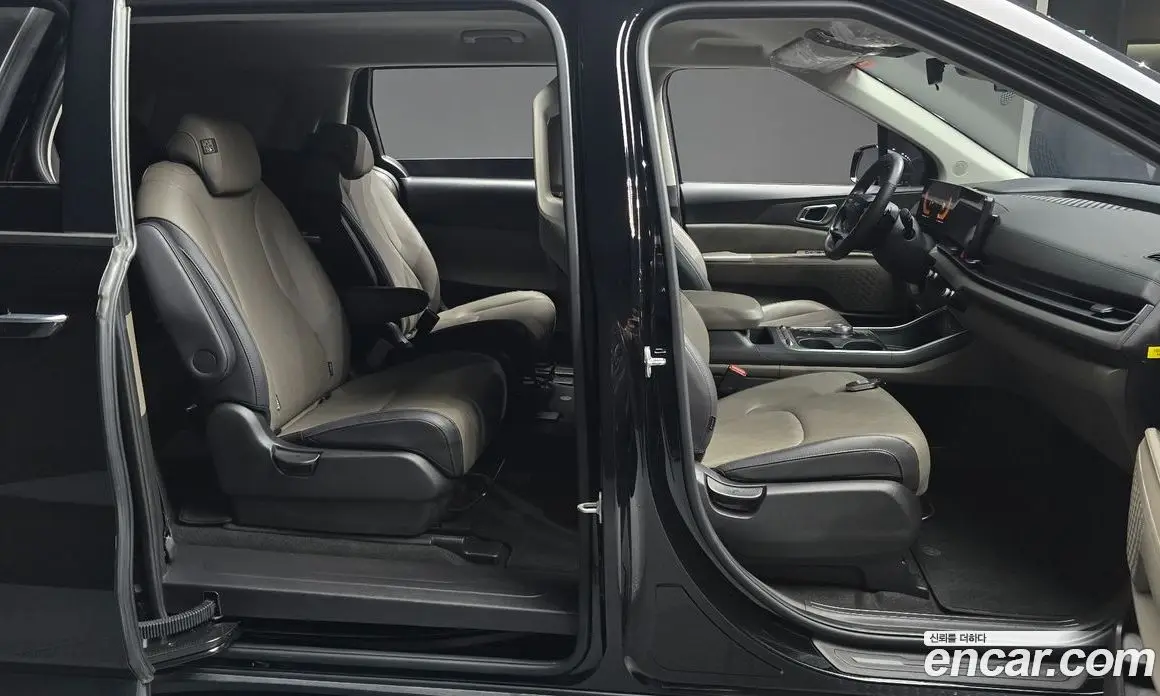 Kia Carnival 2025 2.2 автомат (гидро), фото 16 Kia Carnival 2025 2.2 автомат (гидро), фото 16