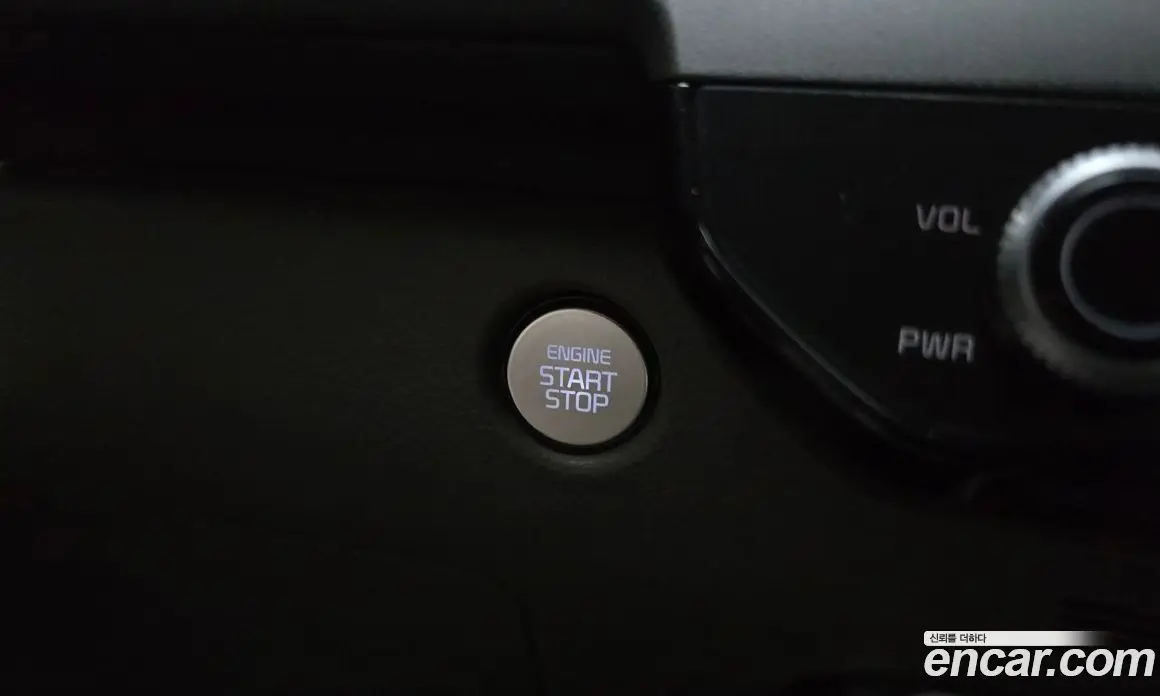 Kia Carnival 2025 2.2 автомат (гидро), фото 23 Kia Carnival 2025 2.2 автомат (гидро), фото 23