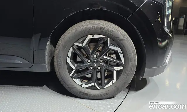 Kia Carnival 2025 2.2 автомат (гидро), миниатюра 7 Kia Carnival 2025 2.2 автомат (гидро), миниатюра 7
