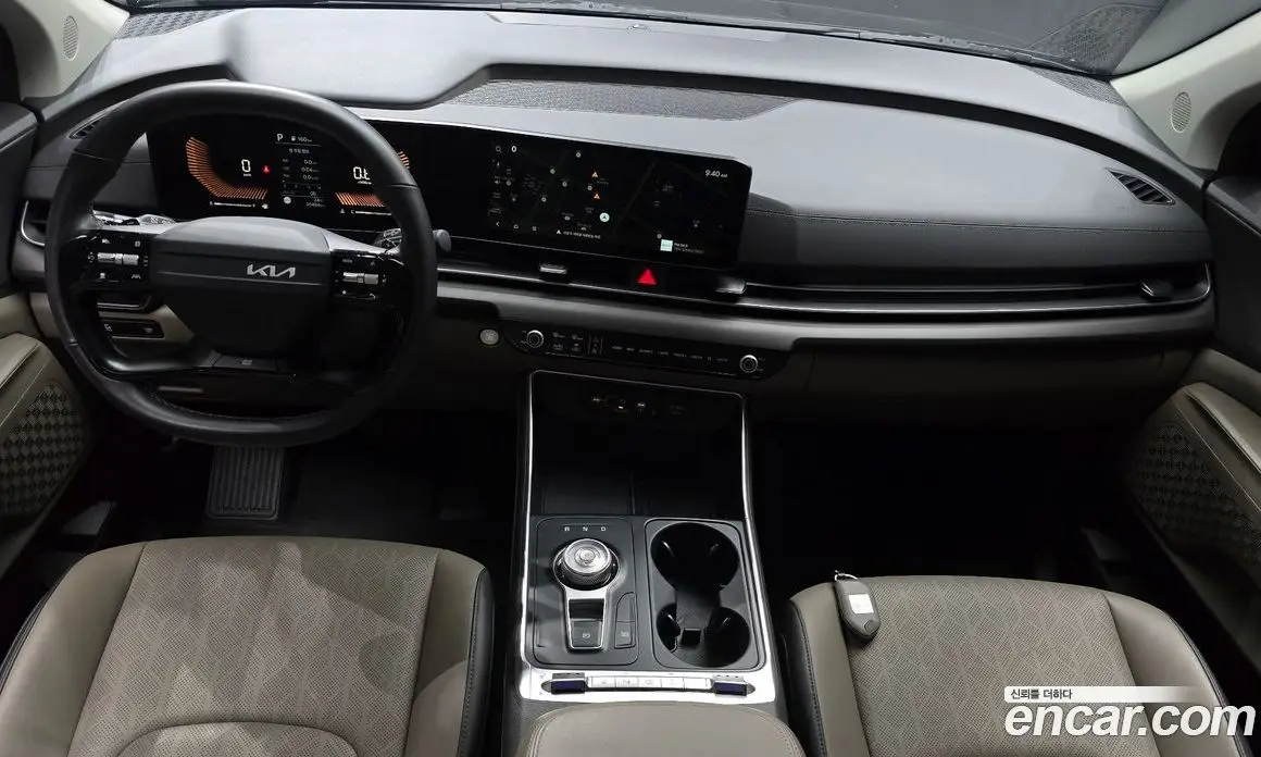Kia Carnival 2025 2.2 автомат (гидро), фото 10 Kia Carnival 2025 2.2 автомат (гидро), фото 10