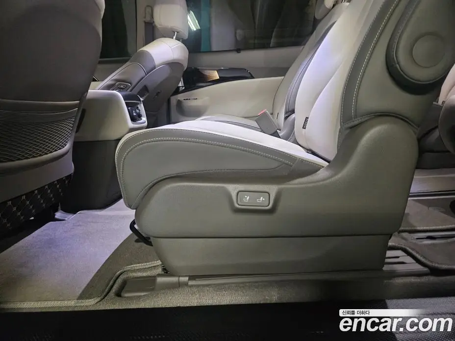 Kia Carnival 2026 1.6 автомат (гидро), фото 15 Kia Carnival 2026 1.6 автомат (гидро), фото 15