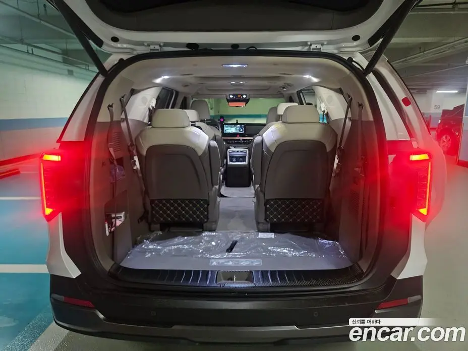 Kia Carnival 2026 1.6 автомат (гидро), фото 20 Kia Carnival 2026 1.6 автомат (гидро), фото 20