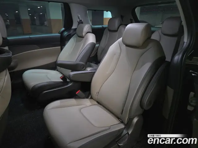 Kia Carnival 2026 3.5 автомат (гидро), миниатюра 2 Kia Carnival 2026 3.5 автомат (гидро), миниатюра 2