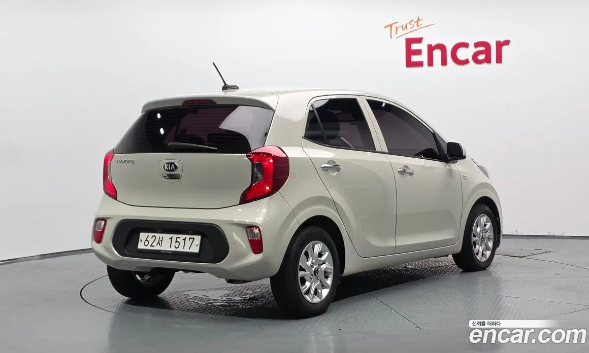 Kia Morning 2017 1.0 автомат (гидро), фото 1 Kia Morning 2017 1.0 автомат (гидро), фото 1