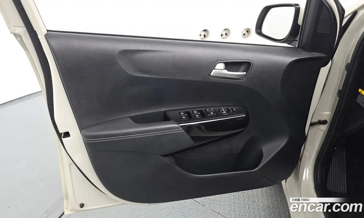 Kia Morning 2017 1.0 автомат (гидро), фото 13 Kia Morning 2017 1.0 автомат (гидро), фото 13