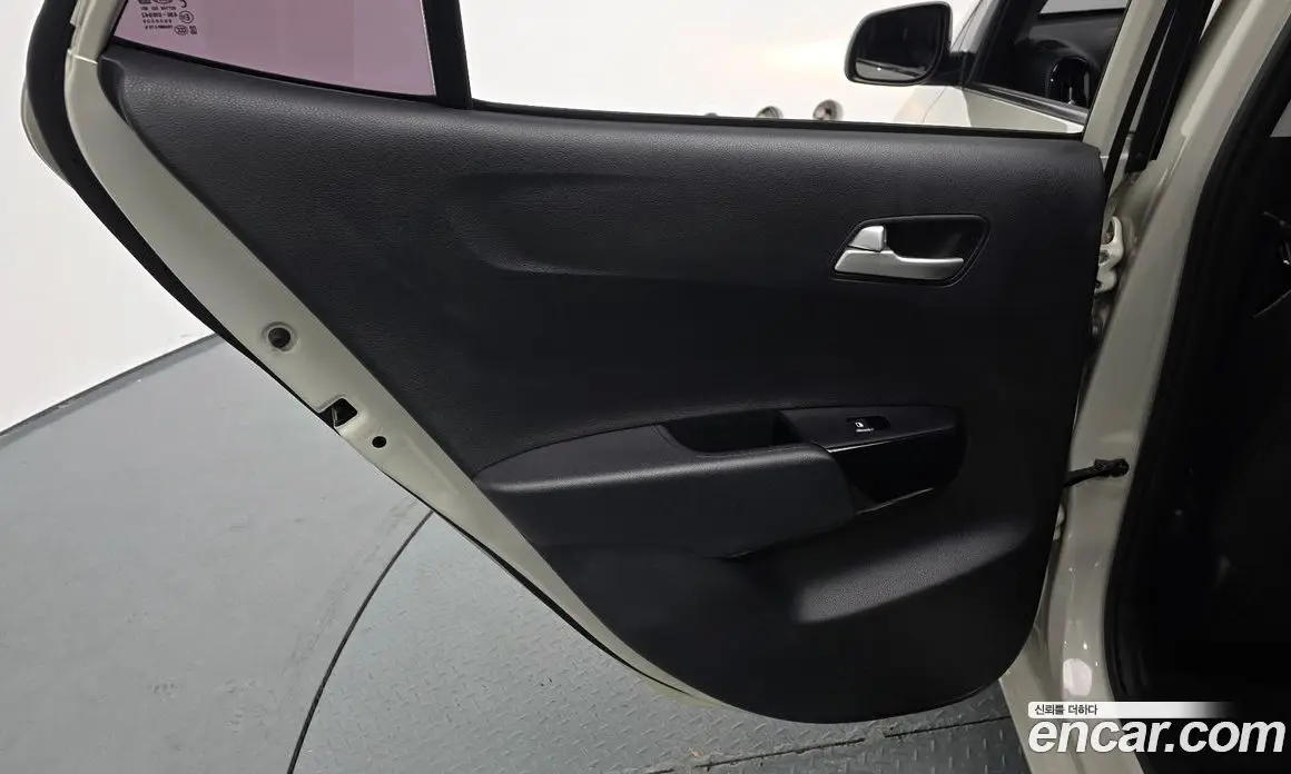 Kia Morning 2017 1.0 автомат (гидро), фото 14 Kia Morning 2017 1.0 автомат (гидро), фото 14