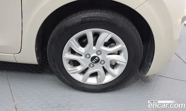 Kia Morning 2017 1.0 автомат (гидро), миниатюра 6 Kia Morning 2017 1.0 автомат (гидро), миниатюра 6