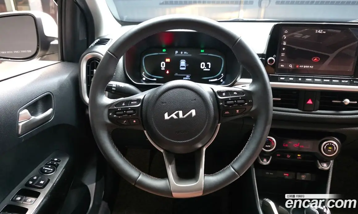 Kia Morning 2023 1.0 автомат (гидро), фото 13 Kia Morning 2023 1.0 автомат (гидро), фото 13