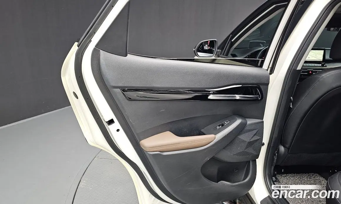 Kia Seltos 2019 1.6 автомат (гидро), фото 15 Kia Seltos 2019 1.6 автомат (гидро), фото 15