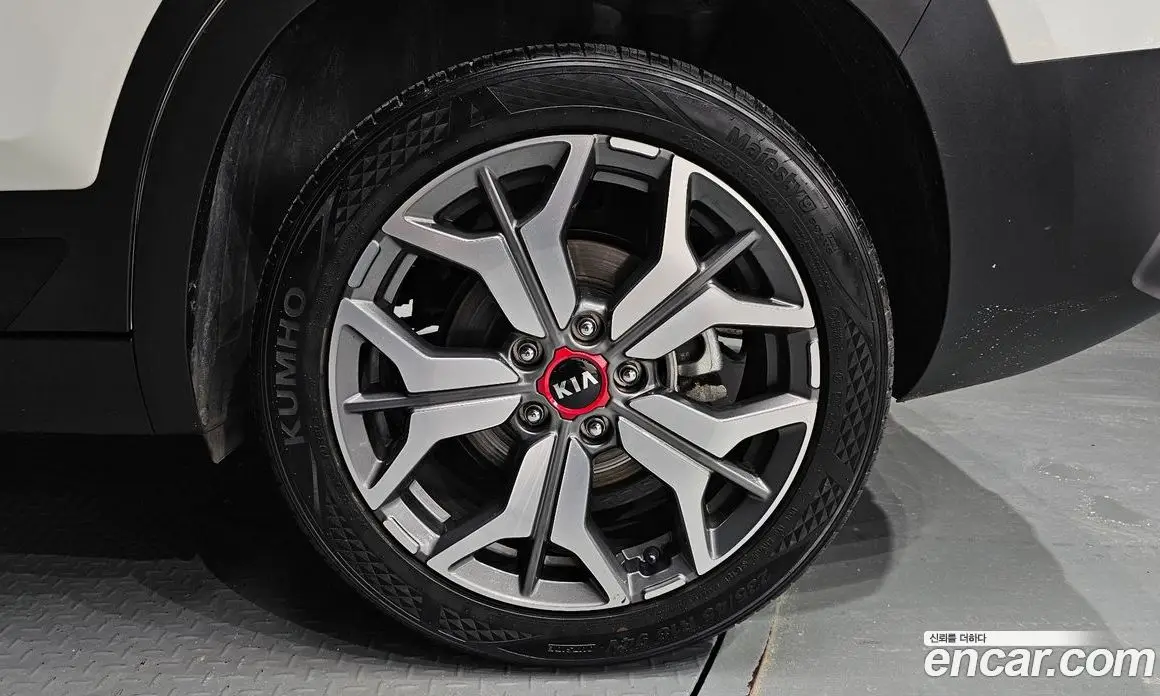 Kia Seltos 2019 1.6 автомат (гидро), фото 7 Kia Seltos 2019 1.6 автомат (гидро), фото 7
