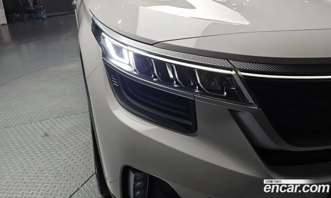 Kia Seltos 2019 1.6 автомат (гидро), фото 8 Kia Seltos 2019 1.6 автомат (гидро), фото 8