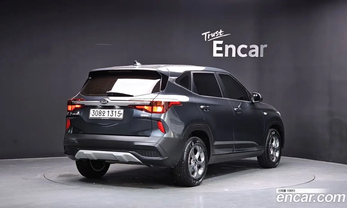 Kia Seltos 2020 1.6 автомат (гидро), фото 2 Kia Seltos 2020 1.6 автомат (гидро), фото 2