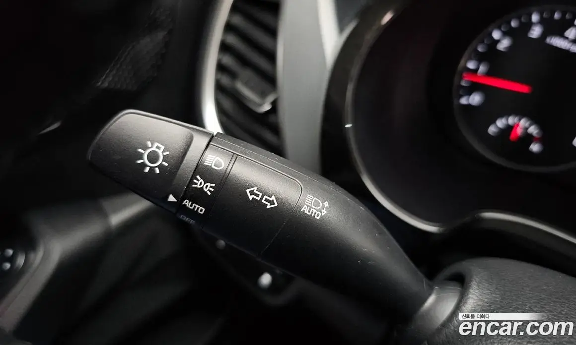Kia Seltos 2020 1.6 автомат (гидро), фото 16 Kia Seltos 2020 1.6 автомат (гидро), фото 16