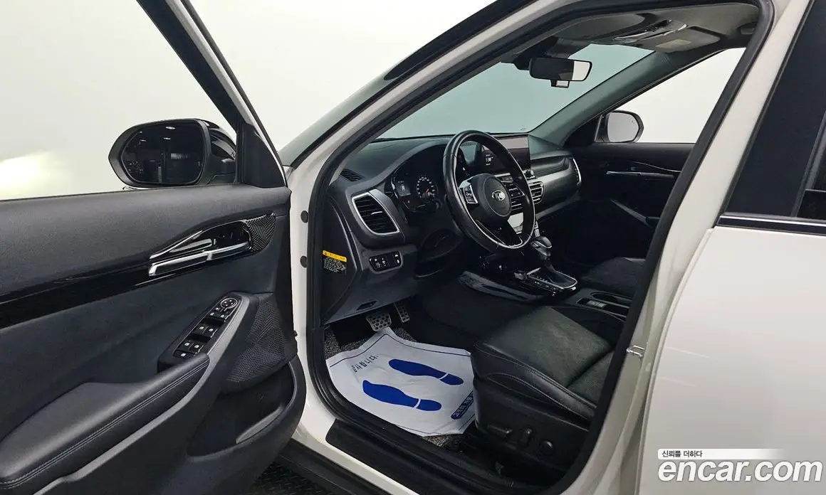 Kia Seltos 2020 1.6 автомат (гидро), фото 13 Kia Seltos 2020 1.6 автомат (гидро), фото 13
