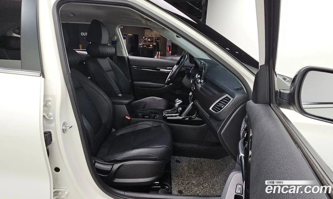 Kia Seltos 2020 1.6 автомат (гидро), фото 18 Kia Seltos 2020 1.6 автомат (гидро), фото 18