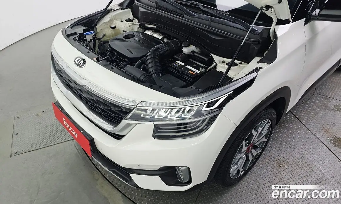 Kia Seltos 2020 1.6 автомат (гидро), фото 6 Kia Seltos 2020 1.6 автомат (гидро), фото 6