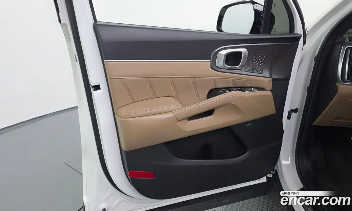Kia Sorento 2024 1.6 автомат (гидро), фото 14 Kia Sorento 2024 1.6 автомат (гидро), фото 14