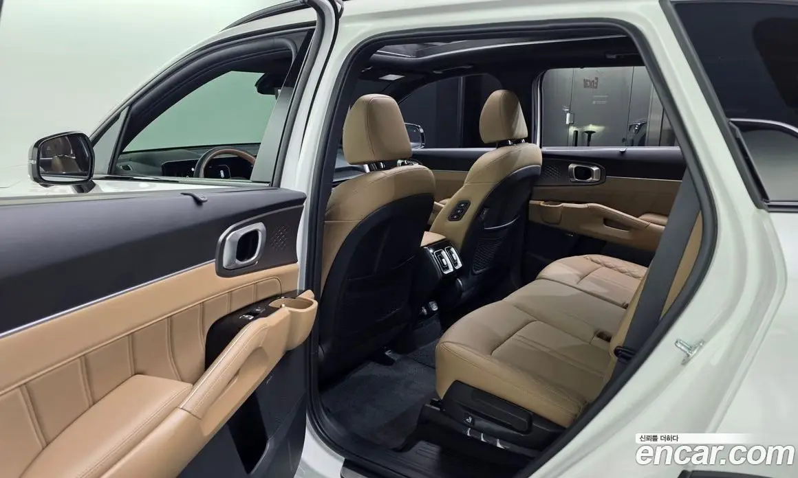 Kia Sorento 2024 1.6 автомат (гидро), фото 16 Kia Sorento 2024 1.6 автомат (гидро), фото 16