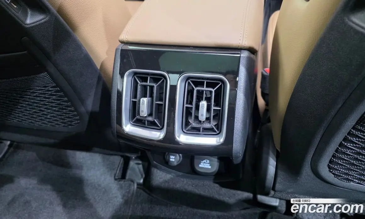 Kia Sorento 2024 1.6 автомат (гидро), фото 37 Kia Sorento 2024 1.6 автомат (гидро), фото 37
