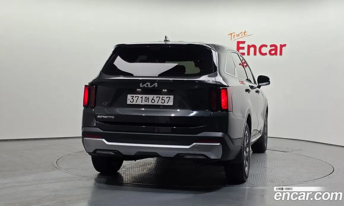 Kia Sorento 2024 2.5 автомат (гидро), фото 4 Kia Sorento 2024 2.5 автомат (гидро), фото 4