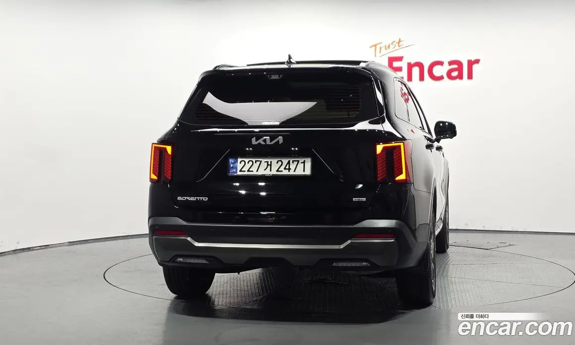 Kia Sorento 2025 1.6 автомат (гидро), фото 3 Kia Sorento 2025 1.6 автомат (гидро), фото 3