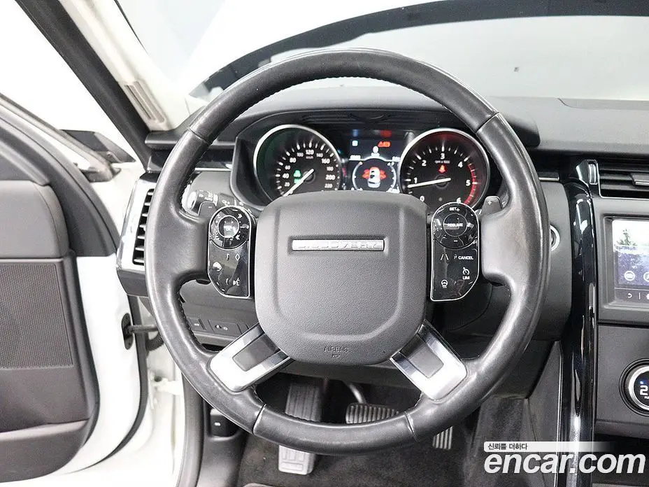 Land Rover Discovery 2019 2.0 автомат (гидро), фото 15 Land Rover Discovery 2019 2.0 автомат (гидро), фото 15