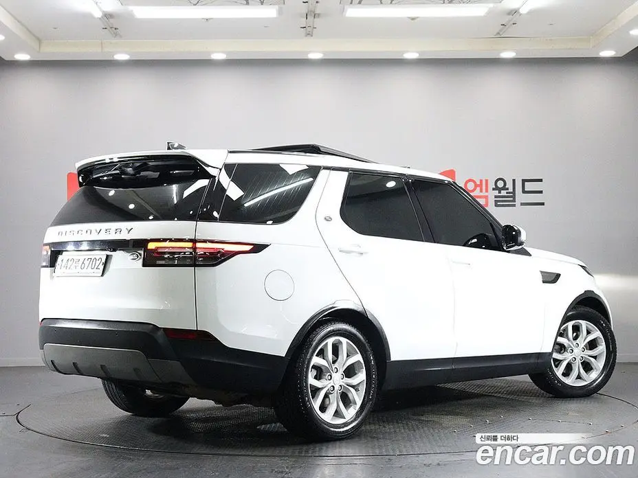 Land Rover Discovery 2019 2.0 автомат (гидро), фото 3 Land Rover Discovery 2019 2.0 автомат (гидро), фото 3