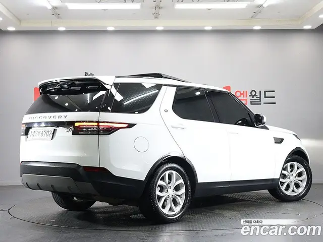 Land Rover Discovery 2019 2.0 автомат (гидро), миниатюра 3 Land Rover Discovery 2019 2.0 автомат (гидро), миниатюра 3