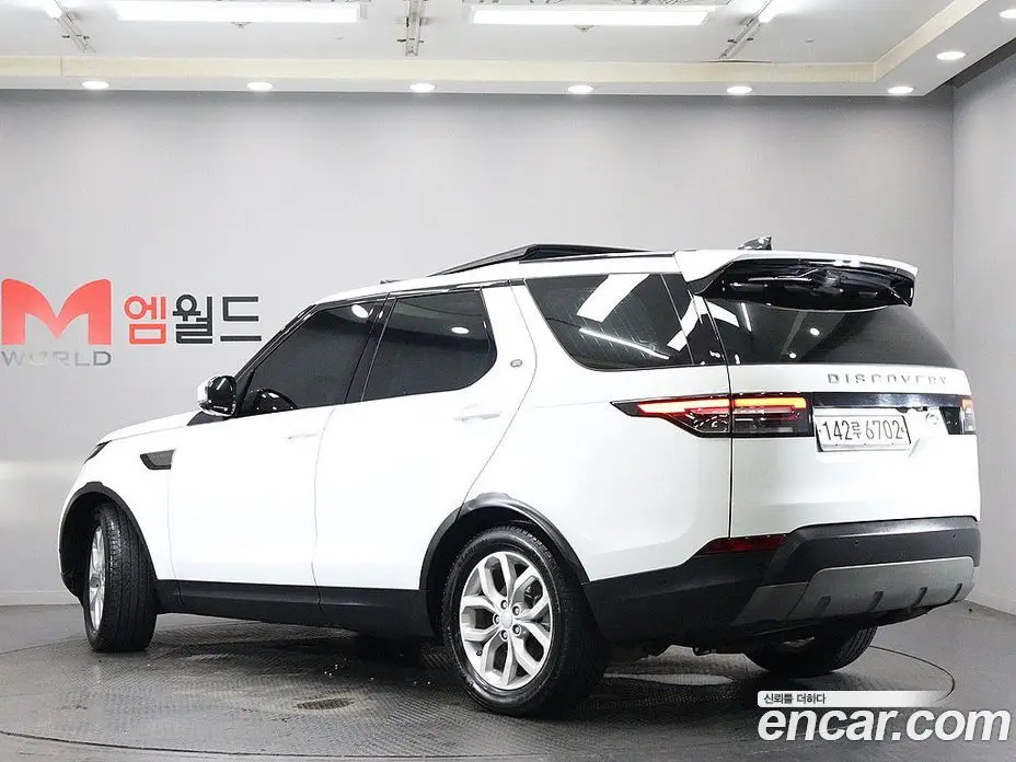 Land Rover Discovery 2019 2.0 автомат (гидро), фото 4 Land Rover Discovery 2019 2.0 автомат (гидро), фото 4