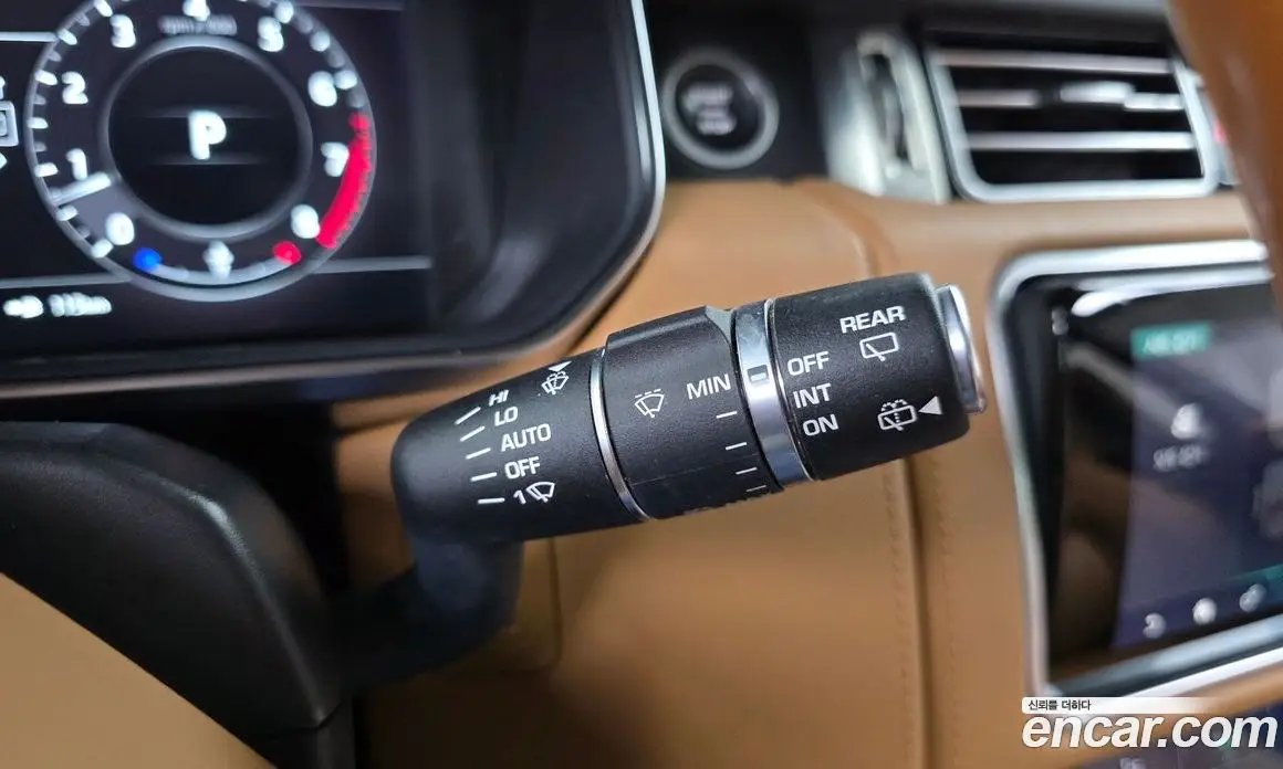Land Rover Range Rover 2021 5.0 автомат (гидро), фото 28