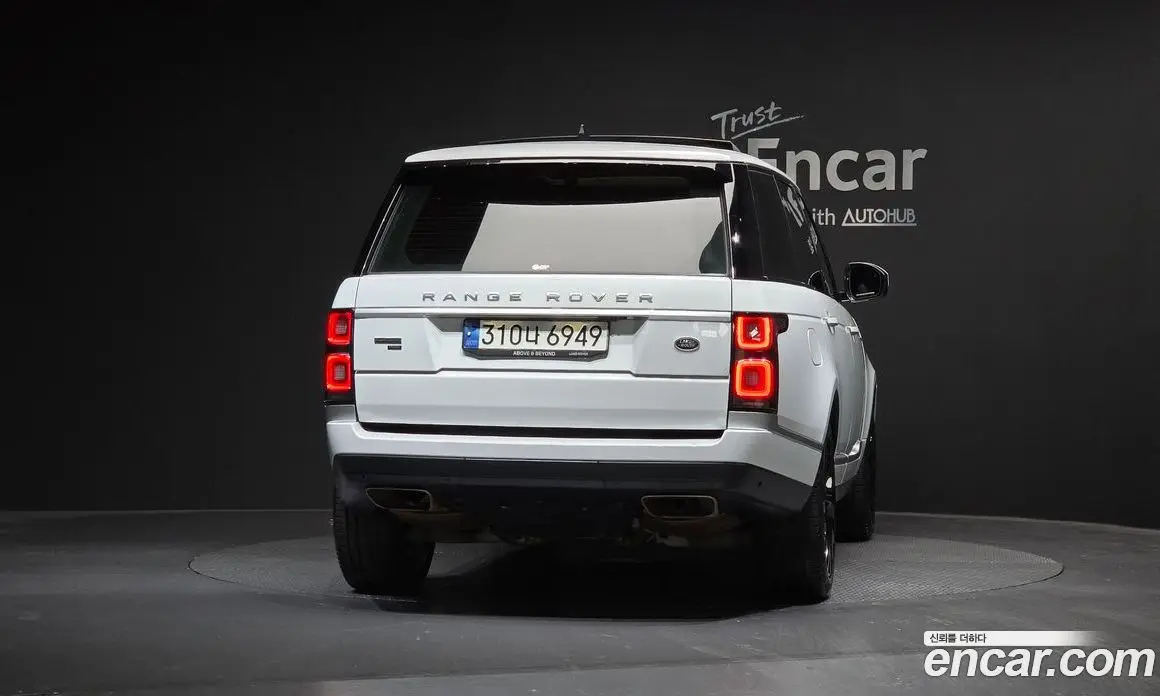 Land Rover Range Rover 2021 5.0 автомат (гидро), фото 4